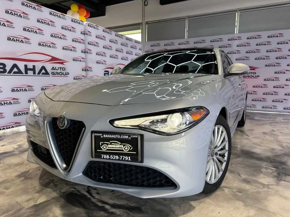 2021 Alfa Romeo Giulia - Image 2 of 20