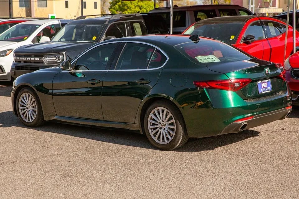 2021 Alfa Romeo Giulia - Image 3 of 16
