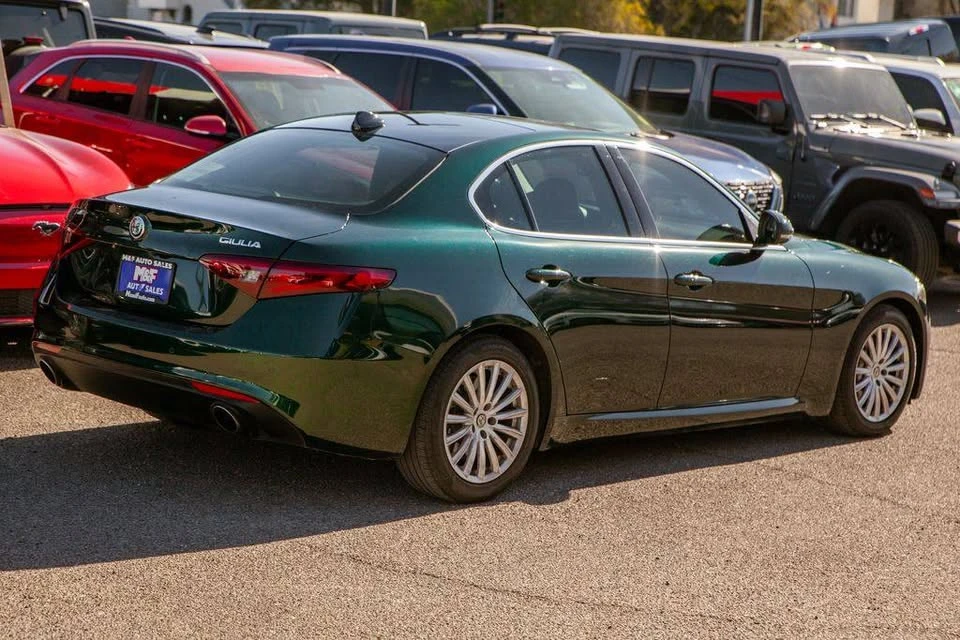 2021 Alfa Romeo Giulia - Image 6 of 16