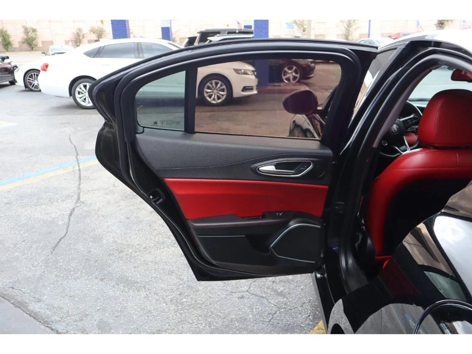 2021 Alfa Romeo Giulia - Image 13 of 19
