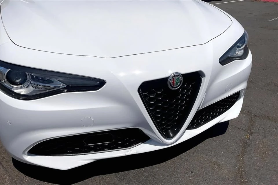 2021 Alfa Romeo Giulia - Image 5 of 7