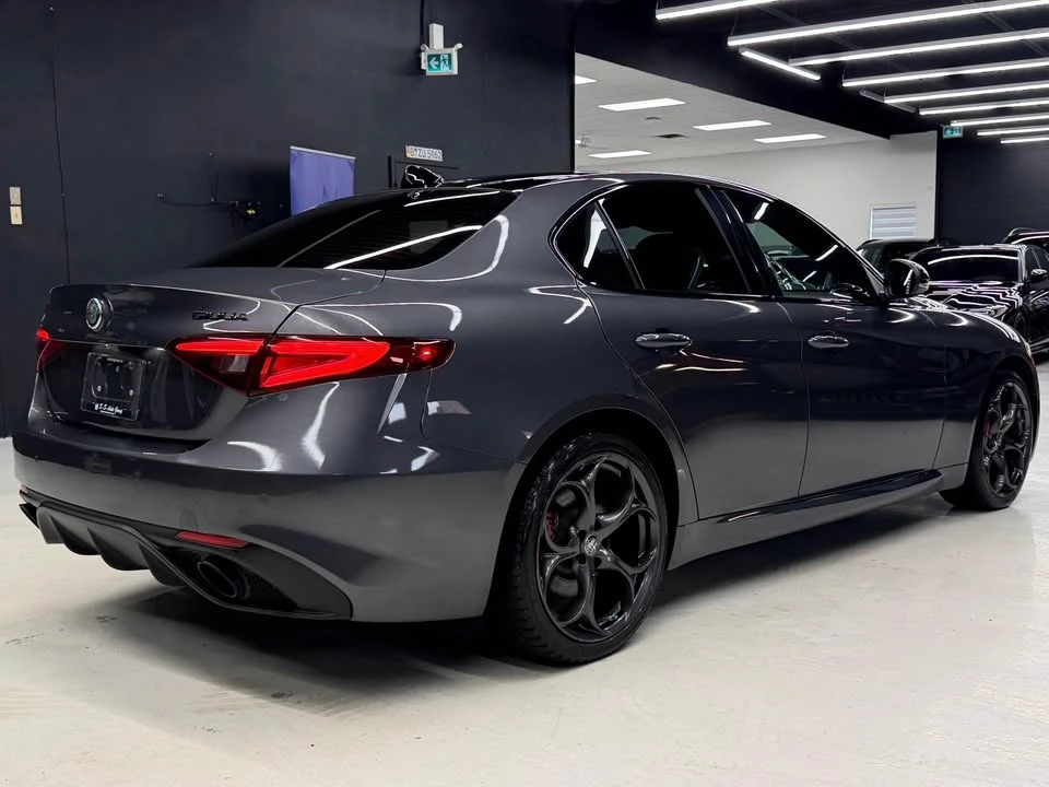 2021 Alfa Romeo Giulia - Image 4 of 19