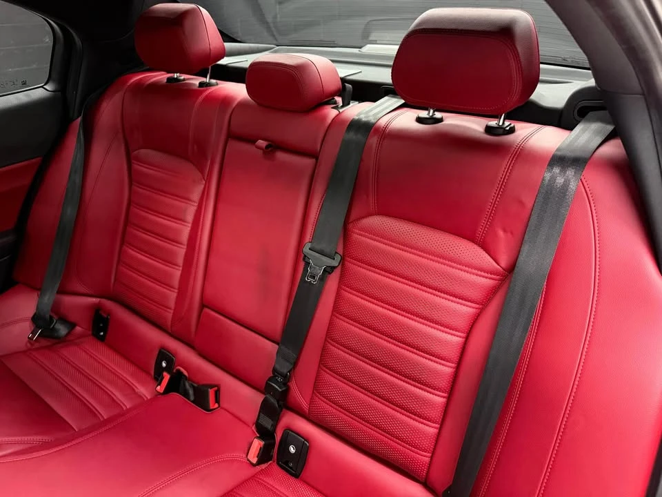 2021 Alfa Romeo Giulia - Image 14 of 19