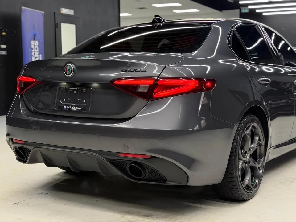 2021 Alfa Romeo Giulia - Image 19 of 19