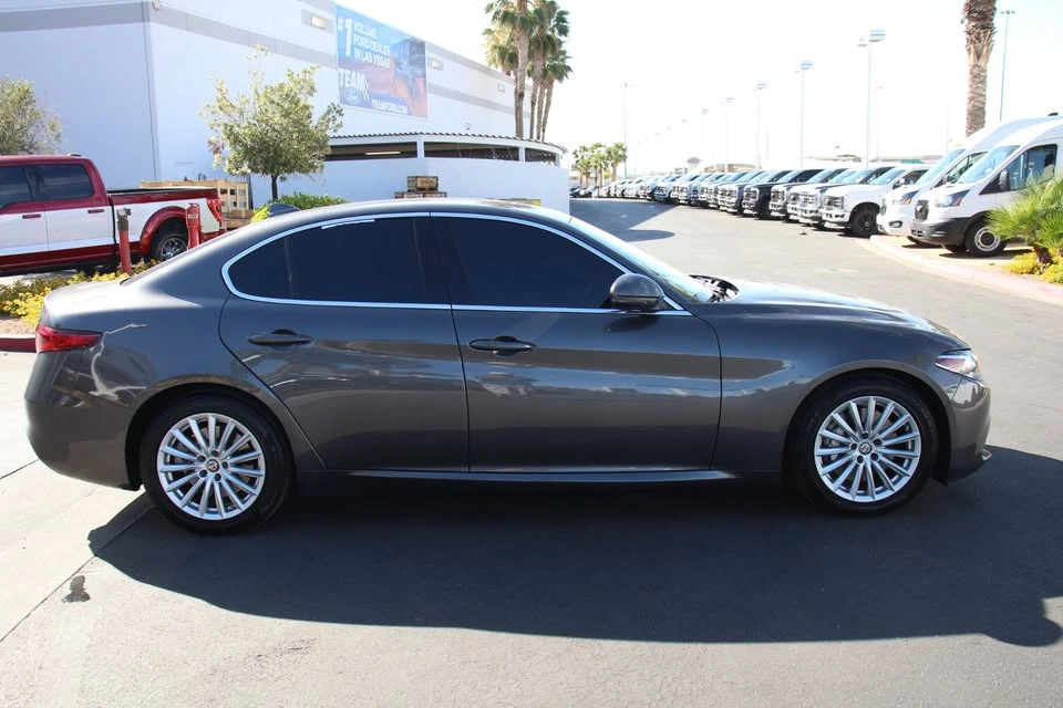 2021 Alfa Romeo Giulia - Image 10 of 19