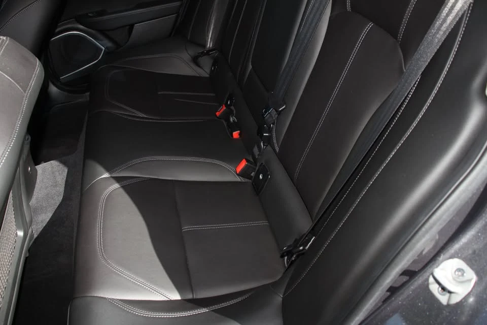 2021 Alfa Romeo Giulia - Image 18 of 19