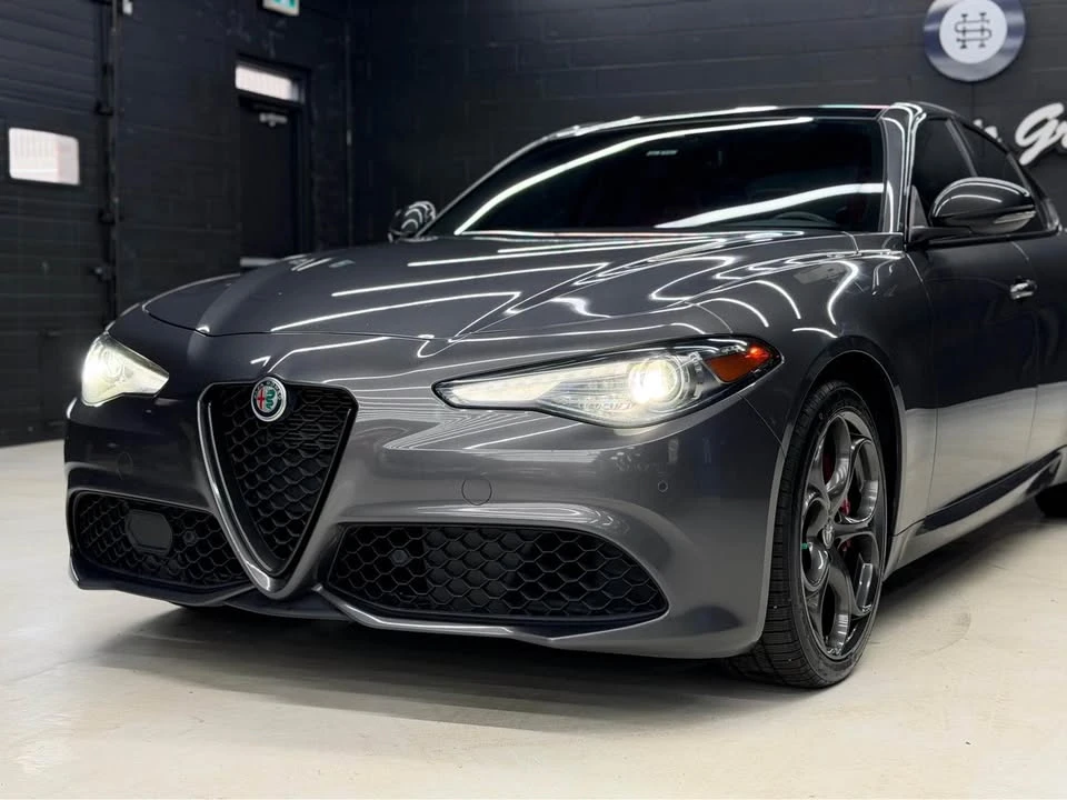 2021 Alfa Romeo Giulia - Image 18 of 19