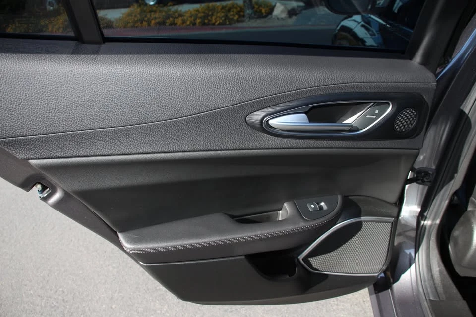2021 Alfa Romeo Giulia - Image 17 of 19