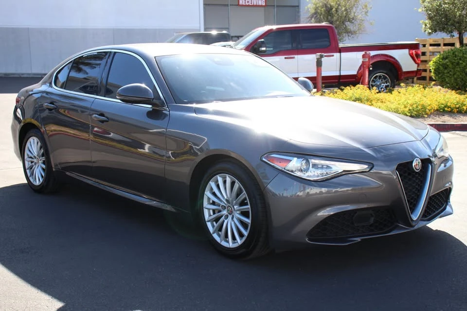 2021 Alfa Romeo Giulia - Image 11 of 19
