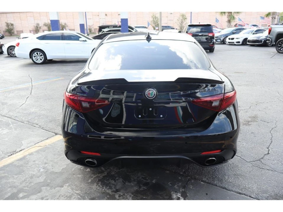 2021 Alfa Romeo Giulia - Image 4 of 20