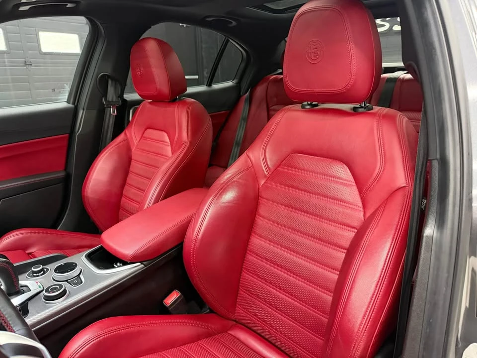 2021 Alfa Romeo Giulia - Image 12 of 19