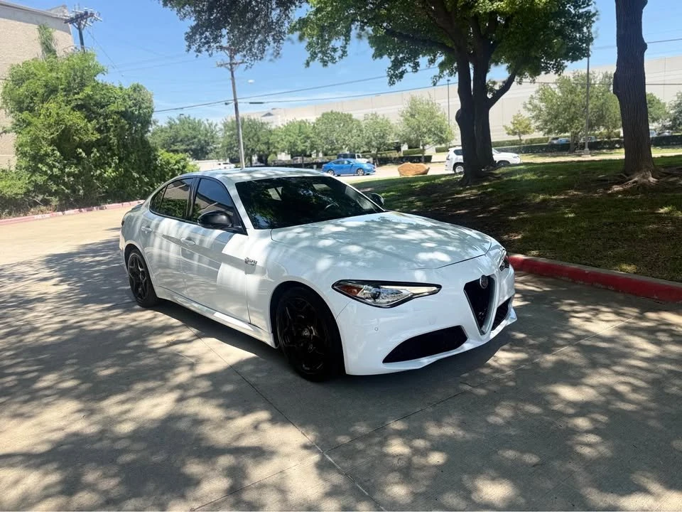 2021 Alfa Romeo Giulia - Image 3 of 13
