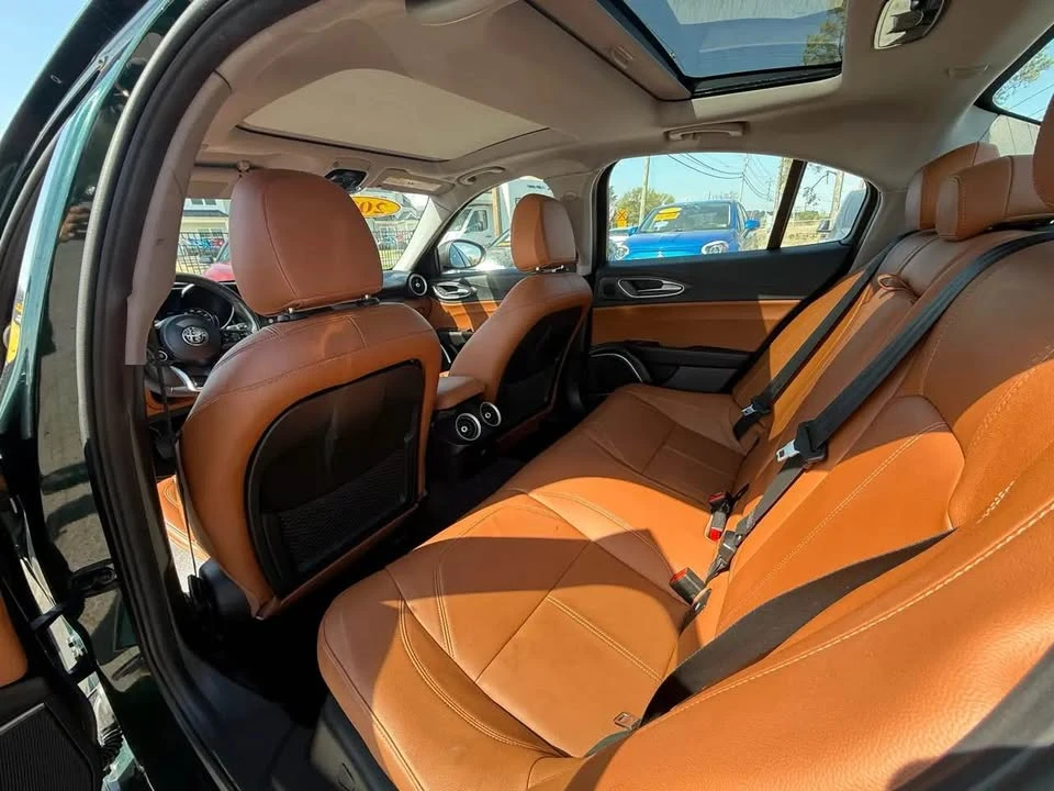 2021 Alfa Romeo Giulia - Image 10 of 20