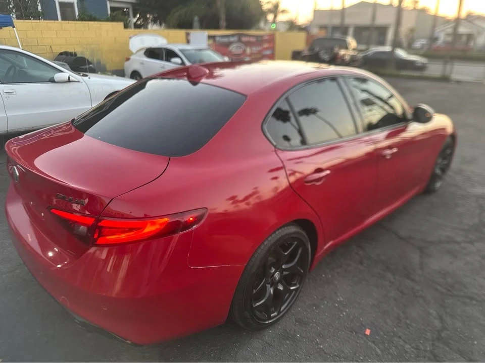 2021 Alfa Romeo Giulia - Image 5 of 6