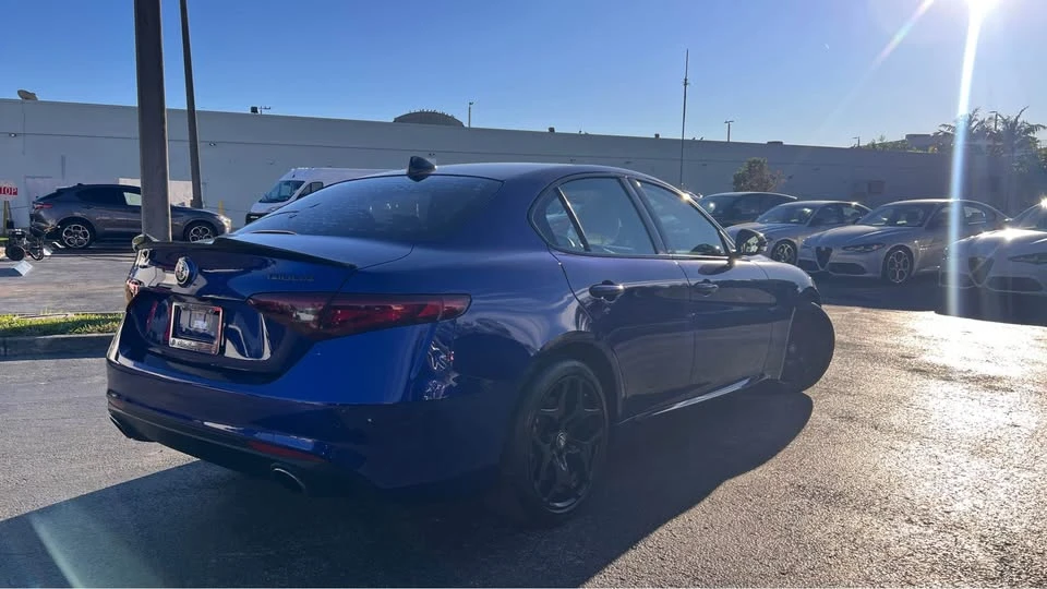 2021 Alfa Romeo Giulia - Image 4 of 7