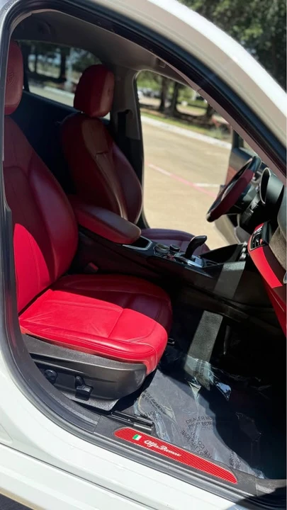2021 Alfa Romeo Giulia - Image 11 of 15
