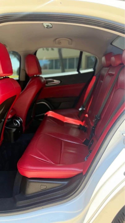 2021 Alfa Romeo Giulia - Image 10 of 15