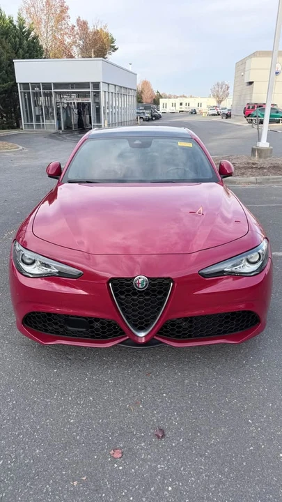 2021 Alfa Romeo Giulia - Image 2 of 11