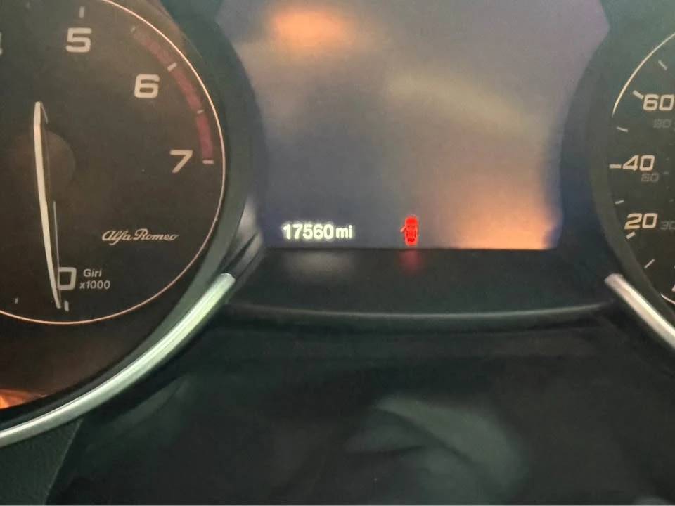 2021 Alfa Romeo Giulia - Image 3 of 8