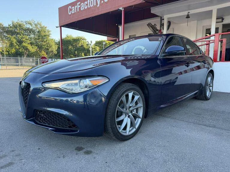 2021 Alfa Romeo Giulia - Image 3 of 11