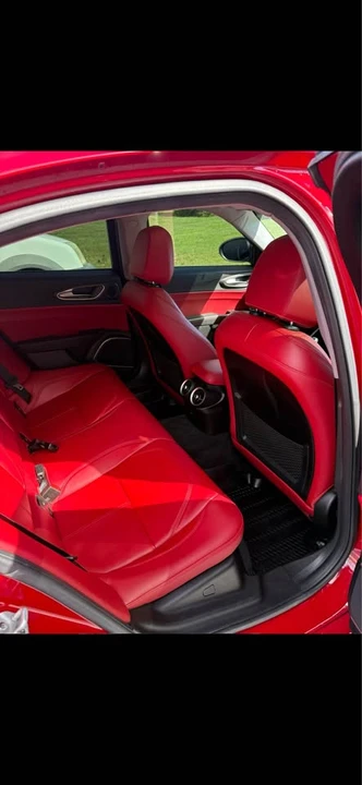2021 Alfa Romeo Giulia - Image 7 of 10