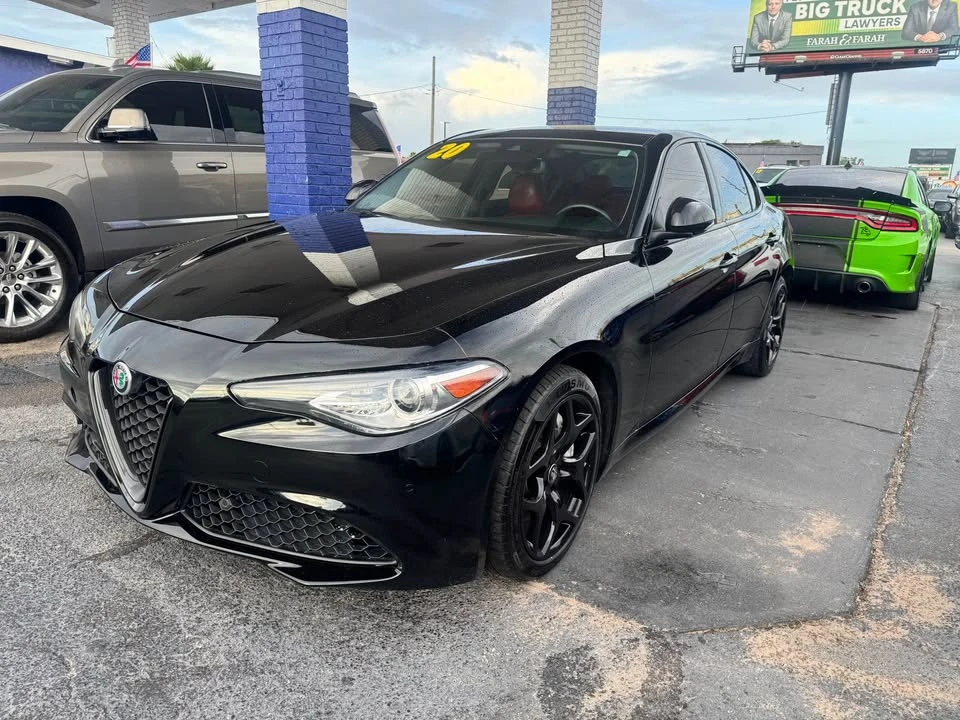 2021 Alfa Romeo Giulia - Image 2 of 11