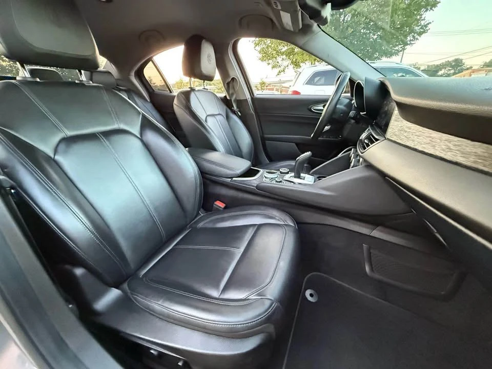 2021 Alfa Romeo Giulia - Image 6 of 12