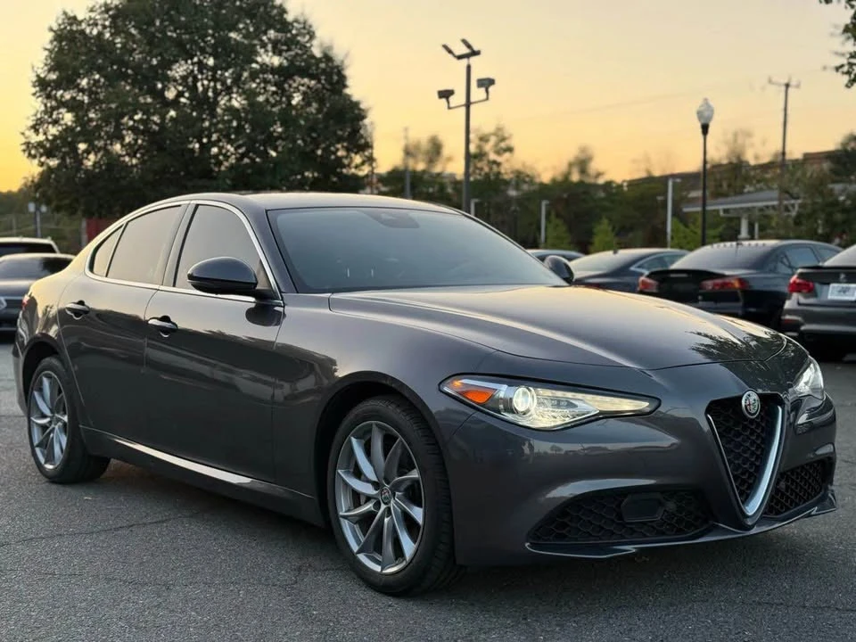 2021 Alfa Romeo Giulia - Image 3 of 12