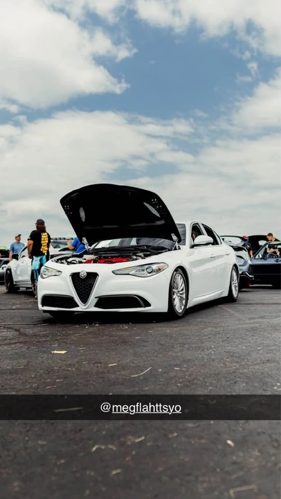 2021 Alfa Romeo Giulia - Image 10 of 11