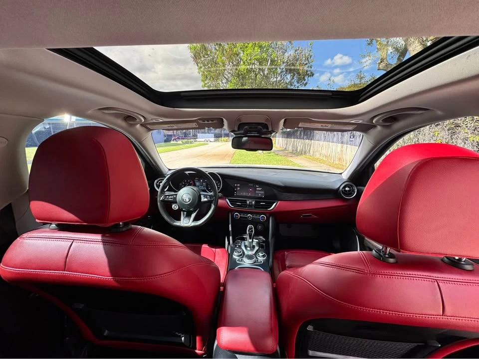 2021 Alfa Romeo Giulia - Image 4 of 16