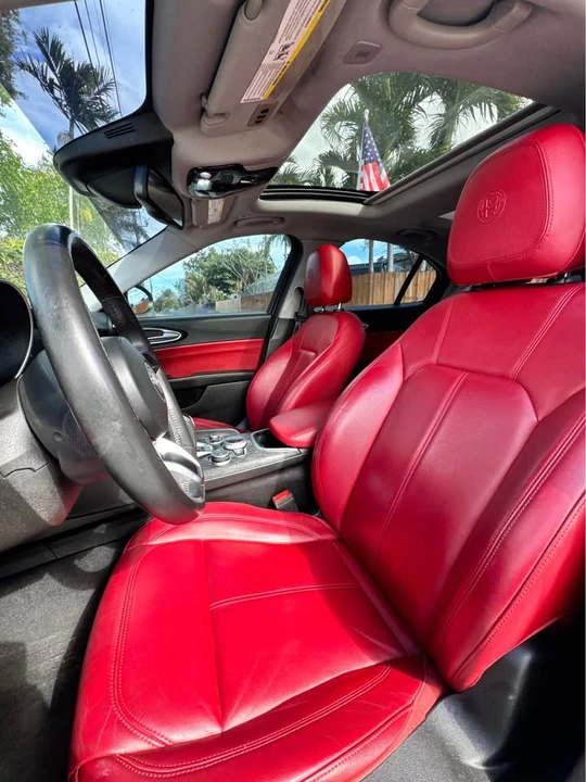 2021 Alfa Romeo Giulia - Image 4 of 16