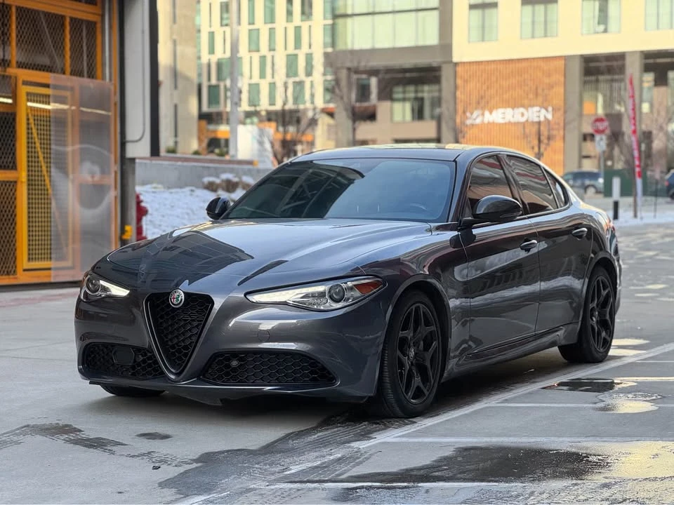 2021 Alfa Romeo Giulia - Image 4 of 16