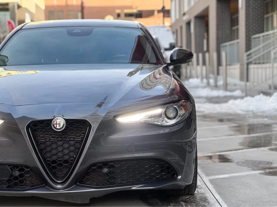 2021 Alfa Romeo Giulia - Image 2 of 16