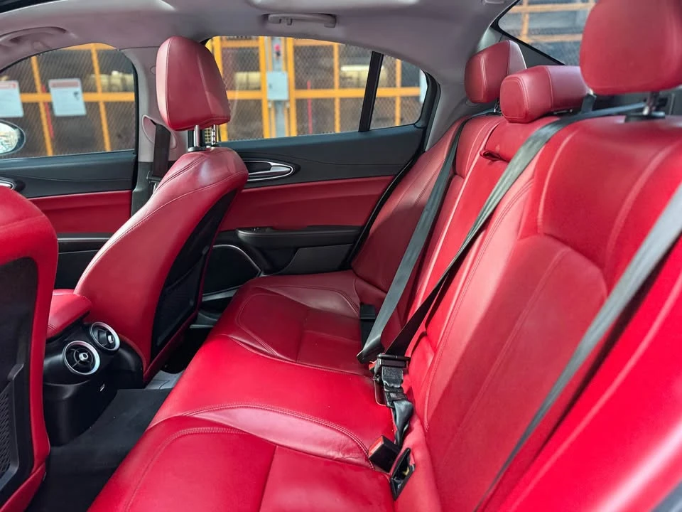 2021 Alfa Romeo Giulia - Image 11 of 16