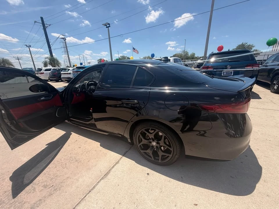 2021 Alfa Romeo Giulia - Image 3 of 7