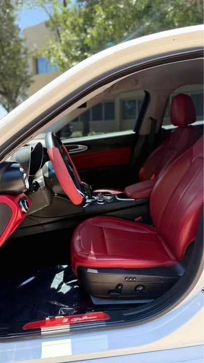 2021 Alfa Romeo Giulia - Image 12 of 14