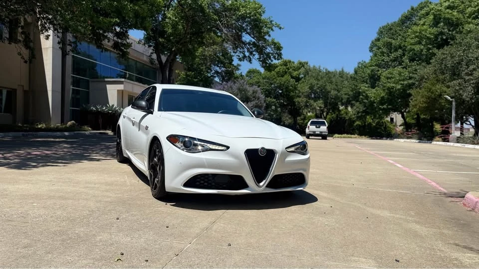 2021 Alfa Romeo Giulia - Image 2 of 14