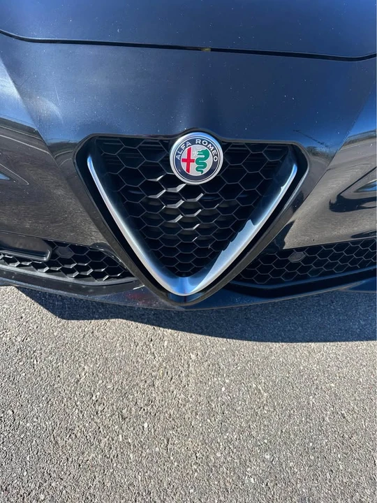 2021 Alfa Romeo Giulia - Image 6 of 18