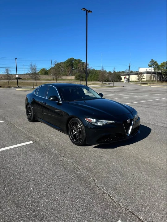 2021 Alfa Romeo Giulia - Image 2 of 18