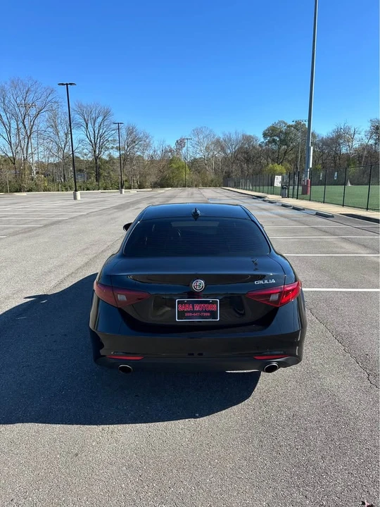 2021 Alfa Romeo Giulia - Image 4 of 18