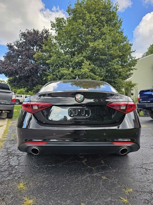 2021 Alfa Romeo Giulia - Image 5 of 20