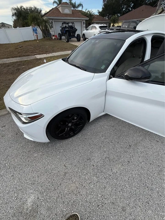 2021 Alfa Romeo Giulia - Image 7 of 11