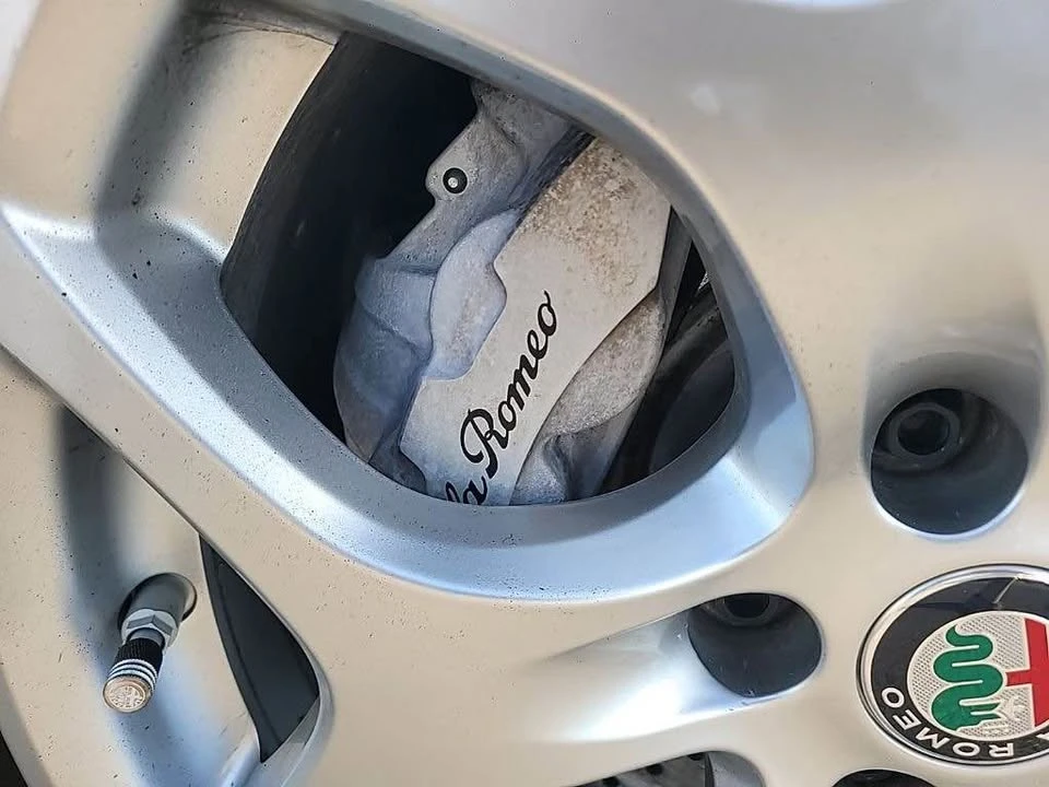 2021 Alfa Romeo Giulia - Image 15 of 15
