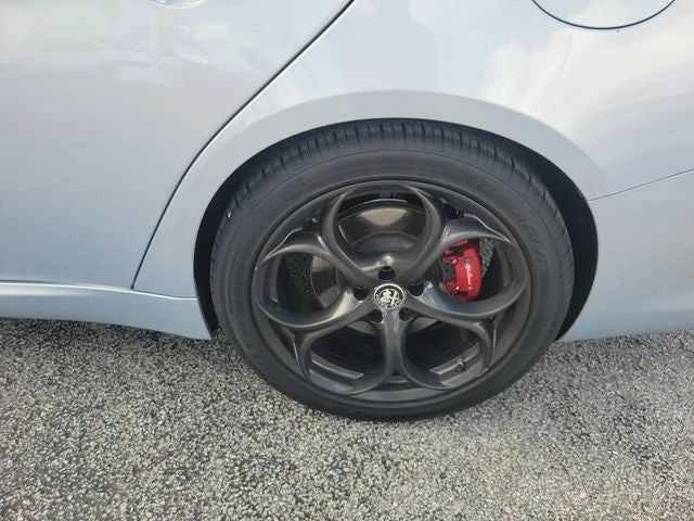 2021 Alfa Romeo Giulia - Image 6 of 11
