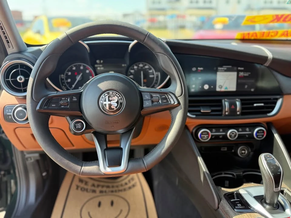 2021 Alfa Romeo Giulia - Image 11 of 20