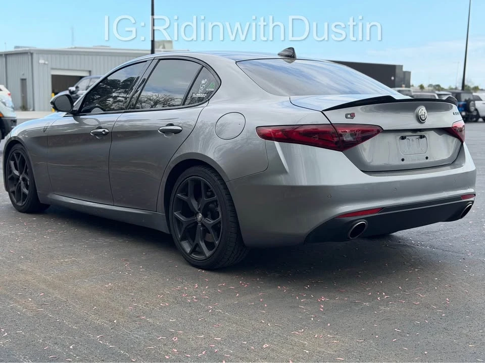 2021 Alfa Romeo Giulia - Image 4 of 15