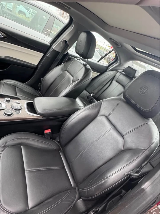 2021 Alfa Romeo Giulia - Image 6 of 6
