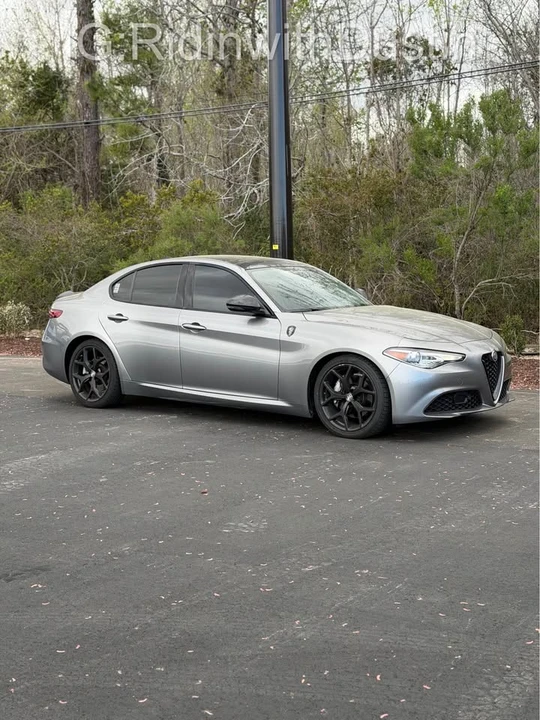 2021 Alfa Romeo Giulia - Image 7 of 15