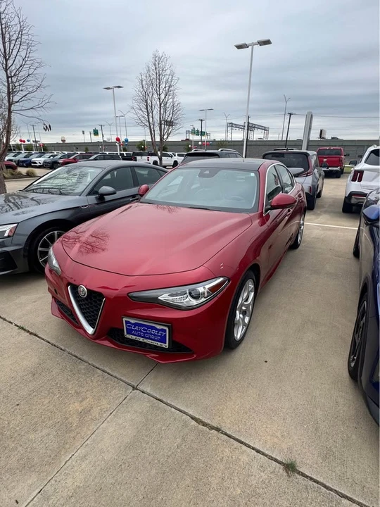 2021 Alfa Romeo Giulia - Image 2 of 6