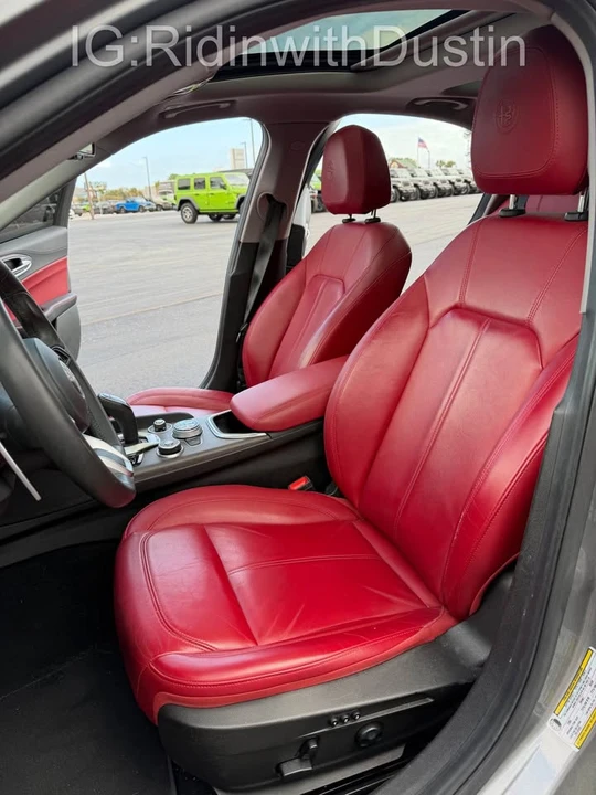 2021 Alfa Romeo Giulia - Image 9 of 15
